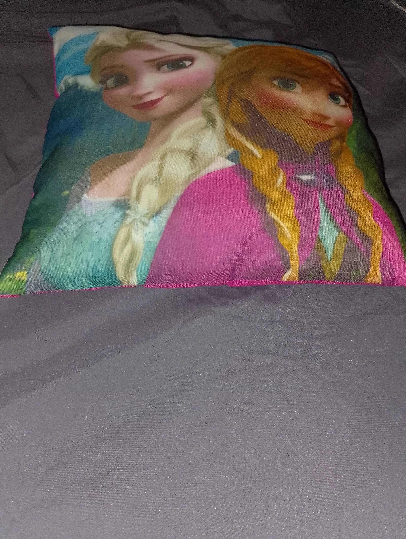 Almofada A Rainha do Gelo Elsa Anna – photo 3